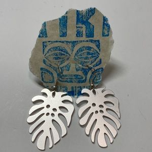 Monstera Drop Earrings